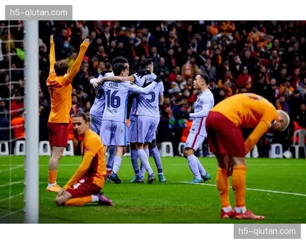 深度复盘：里昂3-1逆转斯特拉斯堡，加西亚的战术调整成取胜之钥