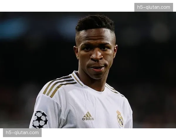 皇马中场贝林厄姆伤愈回归后状态低迷，英格兰天才面临职业生涯挑战